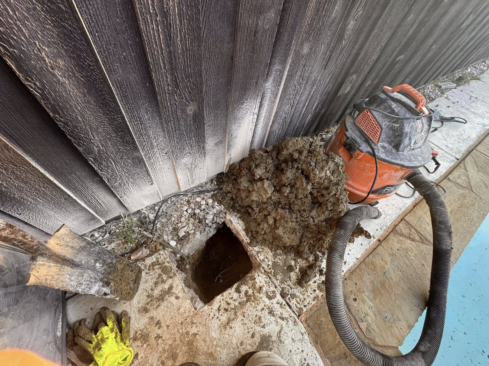 underground leak repair