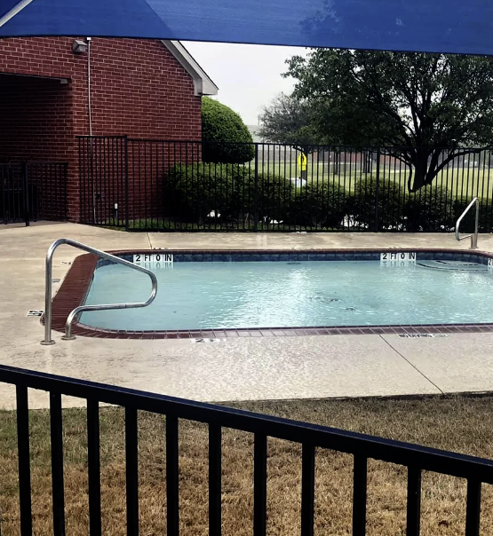 ADA compliant pool rail (1)