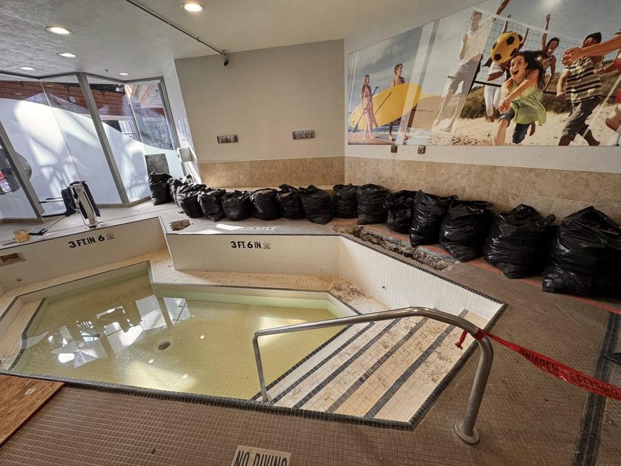 commercial-indoor-pool-demo